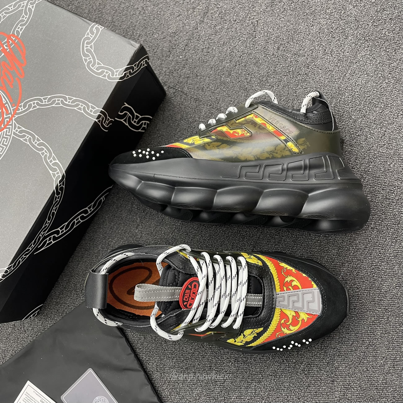 Versace Chain Reaction Sneaker (8) - www.newkick.vip